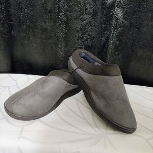 Hanes Gray Loafers with Soft Suede Material and Closed Toe Design